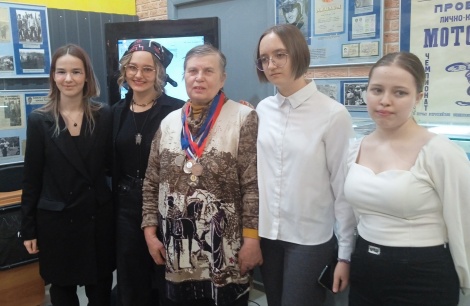 Женщины в мотосреде