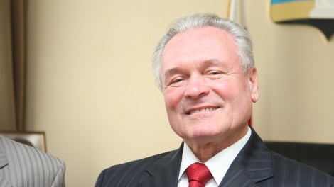 Коллектив Ленинского поздравляет Сергея Ермакова с Днем рождения!