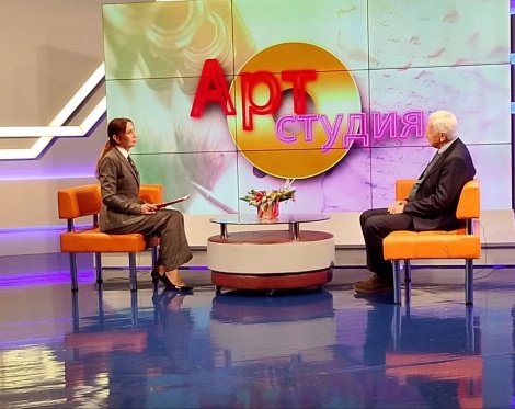 Валерий Перфилов - гость телевизионной программы "Арт-студия"  
