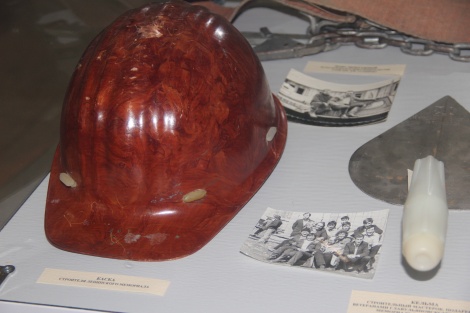 В двух шагах от столетия. В Ленинском открылась выставка к юбилею ВЛКСМ