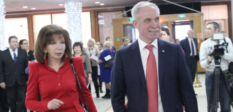 Первые лица России поздравили жителей Ульяновской области с 75-летием региона