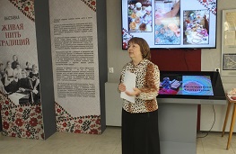 Открылась выставка "Живая нить традиций"