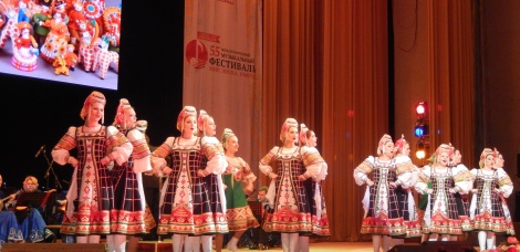 «Воронежские девчата» поздравили ульяновских женщин с праздником весны на концертах 55-го Международного музыкального фестиваля «Мир, Эпоха, Имена…»