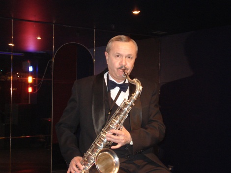 Юбилейный концерт Дмитрия Захарова в честь 50-летия творческой деятельности состоится 25 июня в Усадьбе семьи Ульяновых