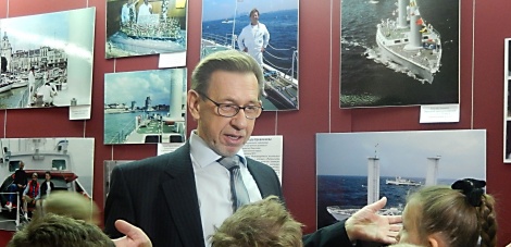 «Океан — своего рода космос»: о чем рассказал Владимир Кривошеев жителям Ульяновска