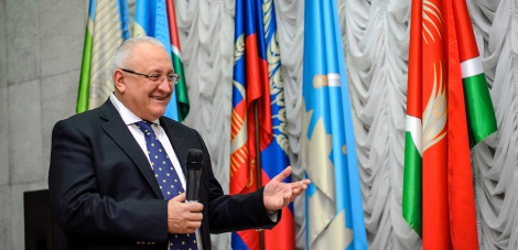 «Открытый микрофон» с Анатолием Бакаевым: как это было