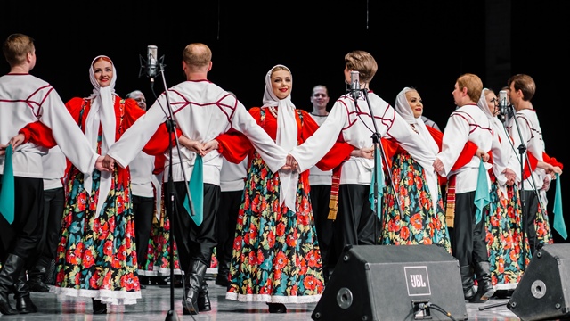 Хор им. Пятницкого в Ульяновске (2).jpg