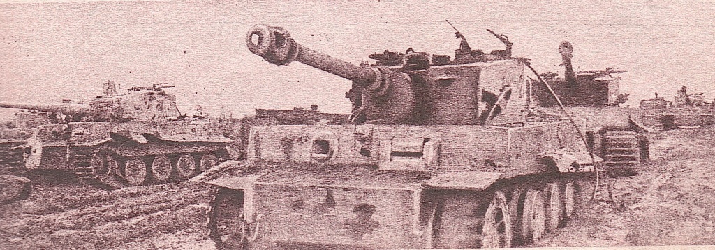 Немецкий танк , подбитый в бою.1943г..jpg