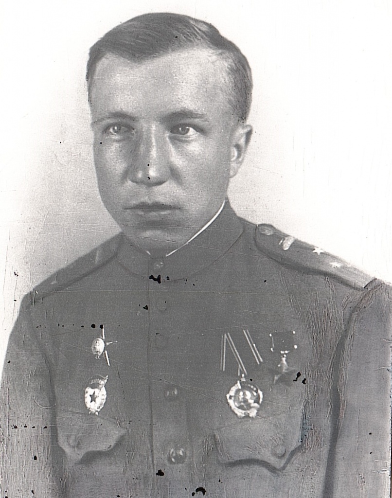 Кошечкин Б.К. 1944 г..jpg